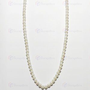 Claires Faux pearl Necklace